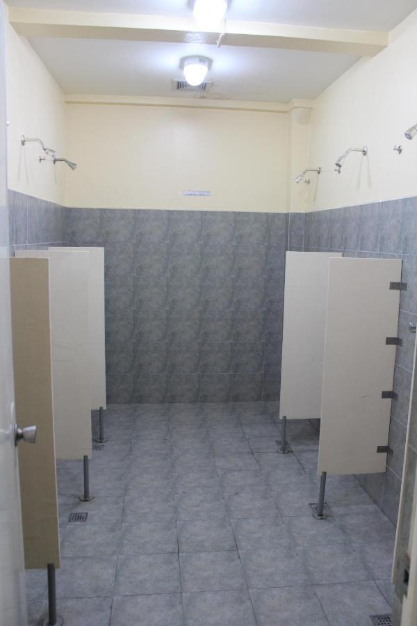 Mang Ben Dormitory Quezon City Eksteriør billede